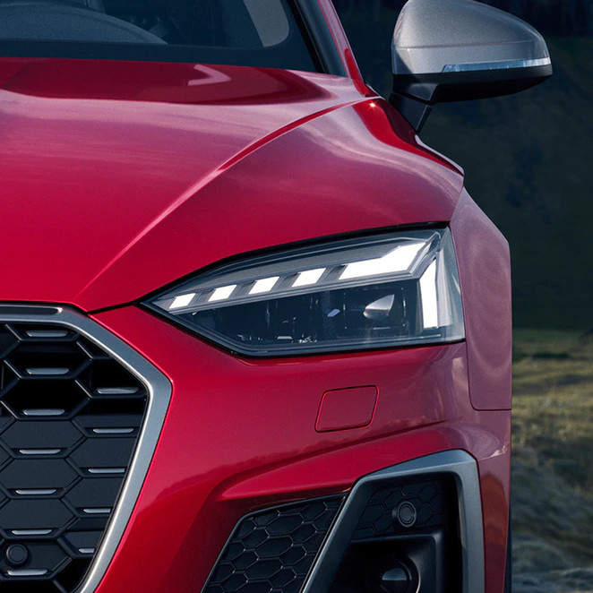 Audi S5 Coupé headlights with LED technology 