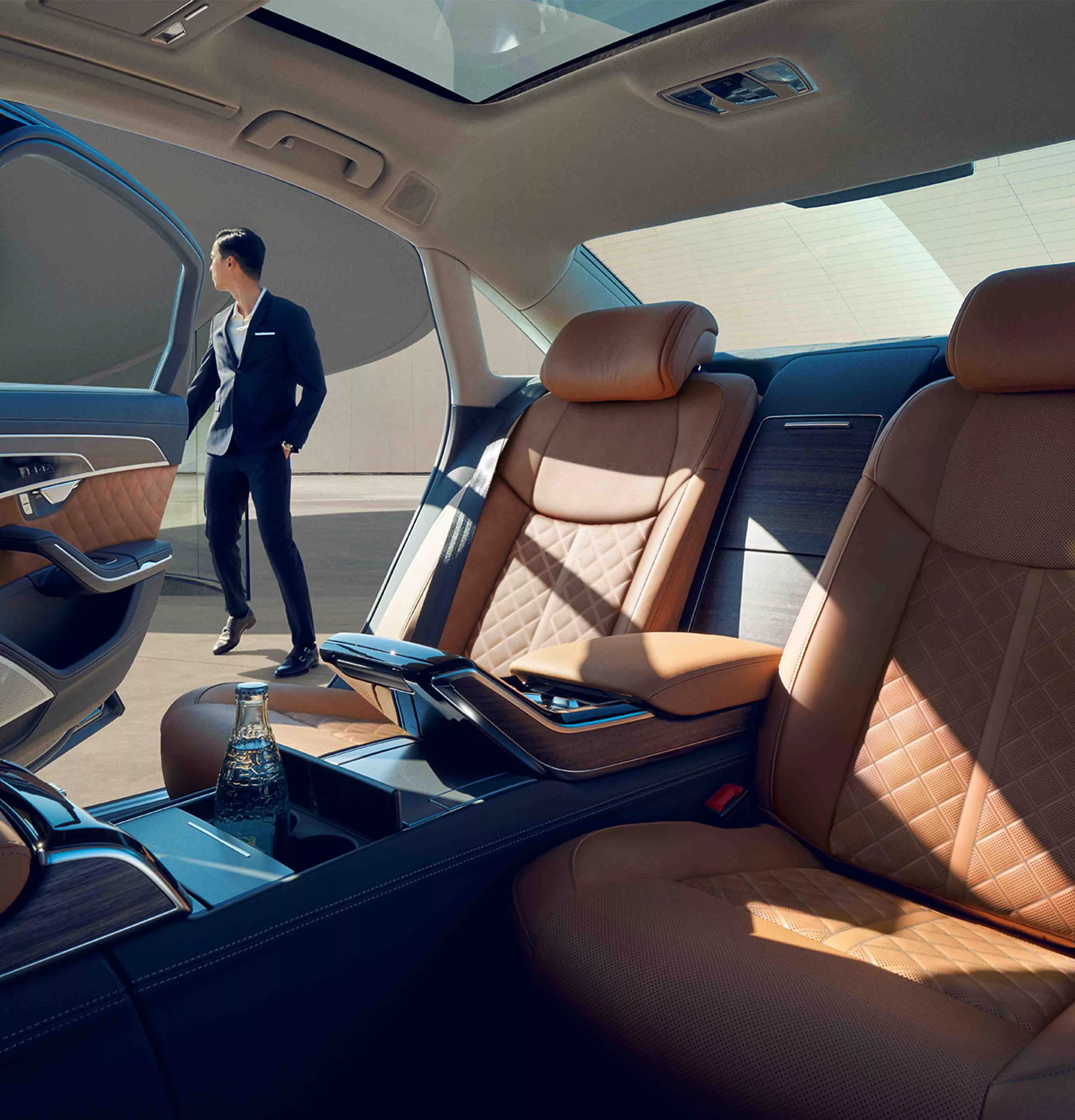 Rear interior Audi A8 L