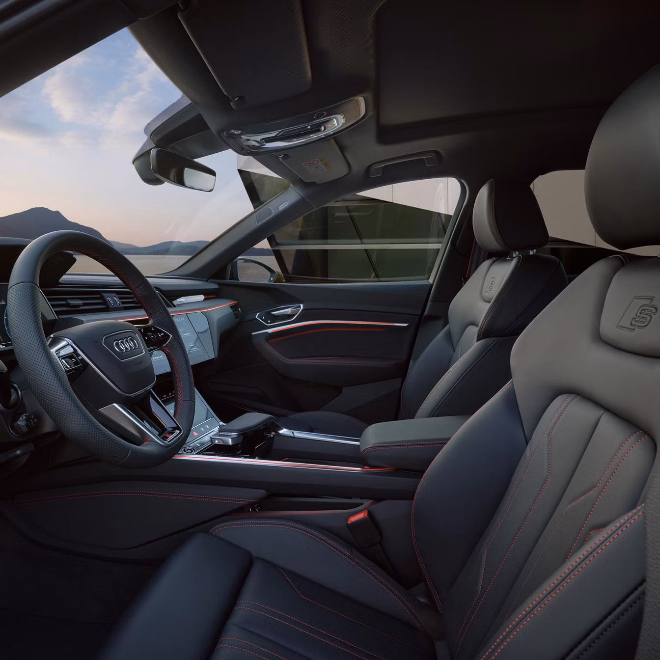 Side cockpit view Audi Q8 e-tron
